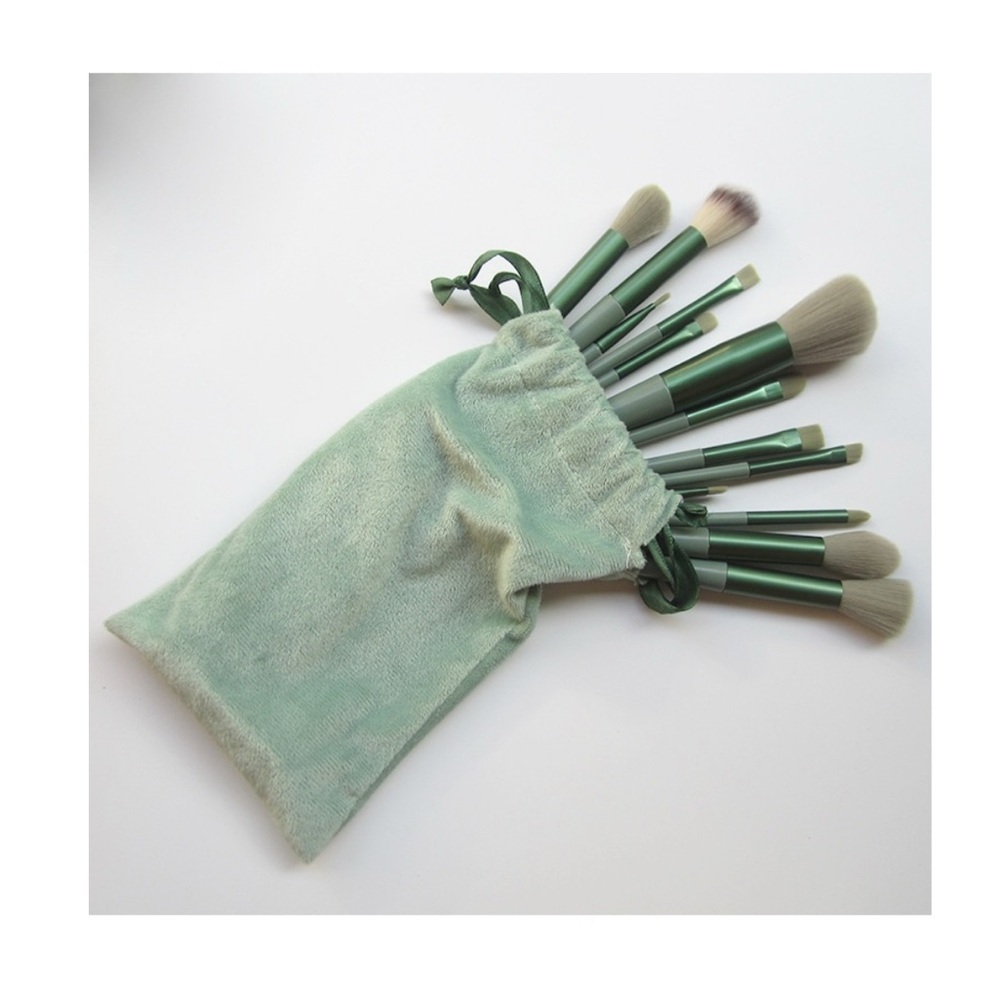 NWT 13 Piece Makeup Brush Set With Storage Bag - Picture 14 of 16